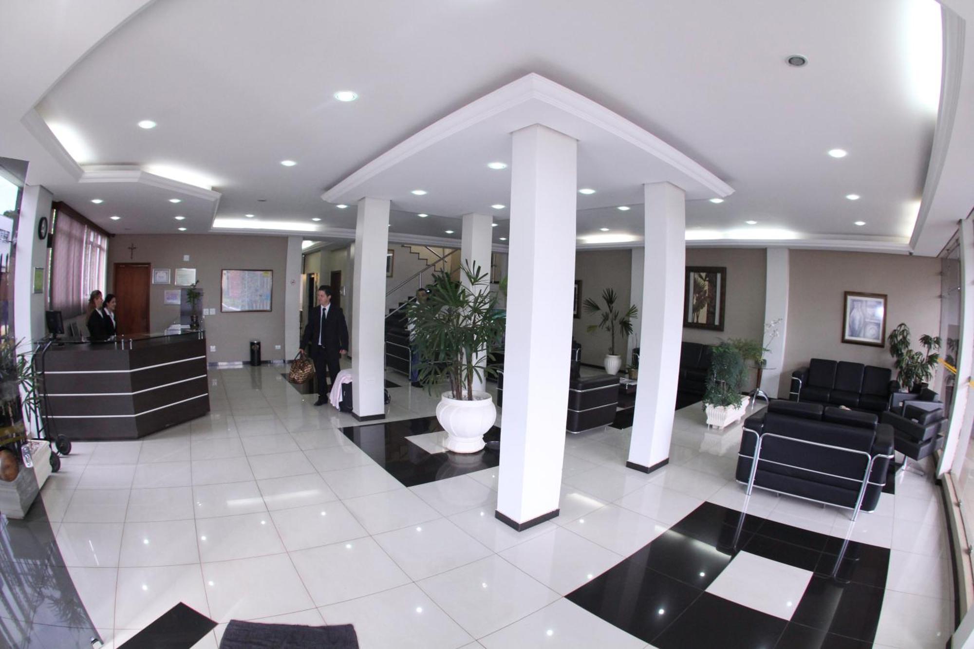 Mirage Hotel 2*